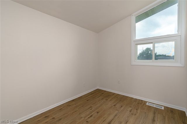 9081 Royalton Road, North Royalton, OH 44133