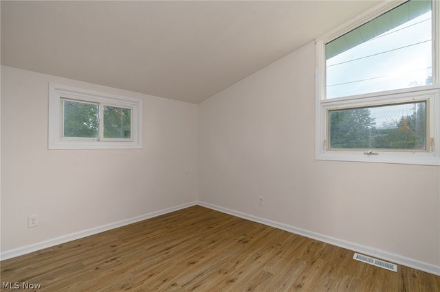 9081 Royalton Road, North Royalton, OH 44133