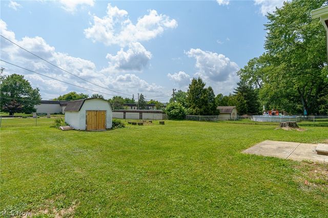 9081 Royalton Road, North Royalton, OH 44133