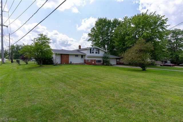 9081 Royalton Road, North Royalton, OH 44133