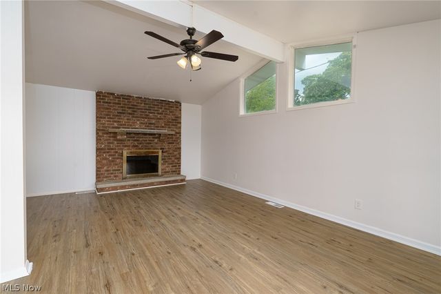 9081 Royalton Road, North Royalton, OH 44133