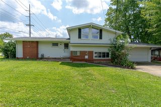 9081 Royalton Road, North Royalton, OH 44133