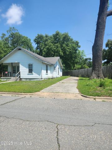 514 Margaret Street, Clinton, NC 28328