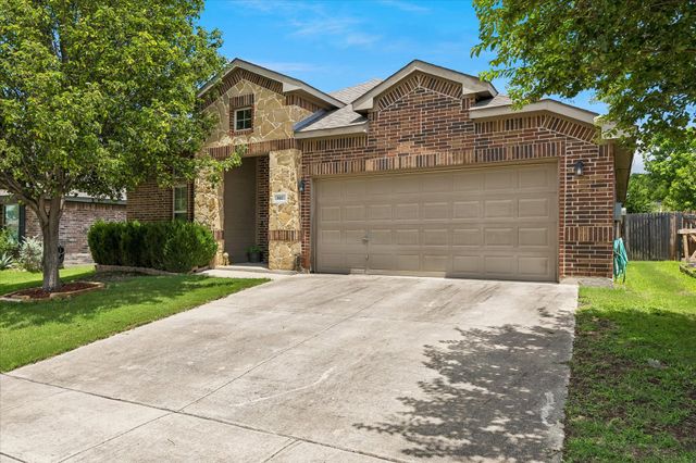 841 Reveille Road, Fort Worth, TX 76108
