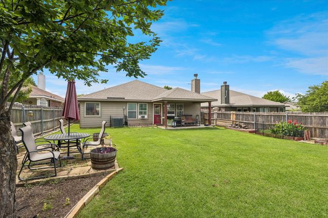 841 Reveille Road, Fort Worth, TX 76108