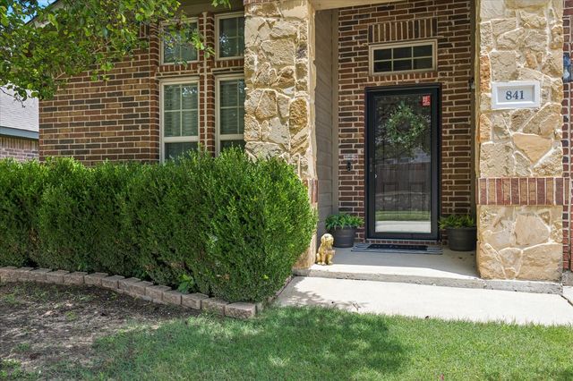 841 Reveille Road, Fort Worth, TX 76108