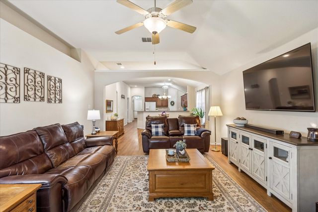 841 Reveille Road, Fort Worth, TX 76108
