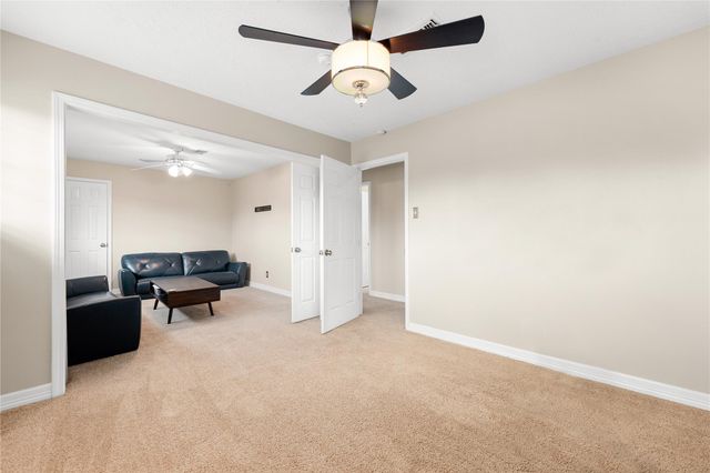27202 Wells Lane, Conroe, TX 77385