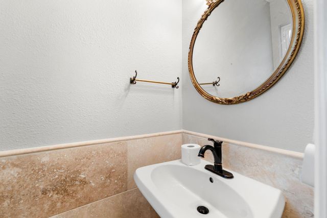 27202 Wells Lane, Conroe, TX 77385