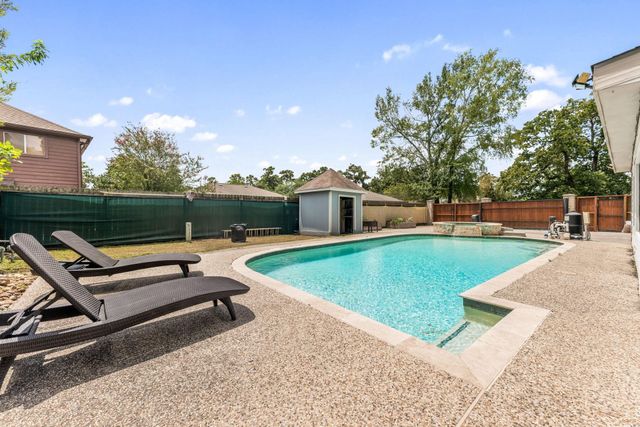 27202 Wells Lane, Conroe, TX 77385
