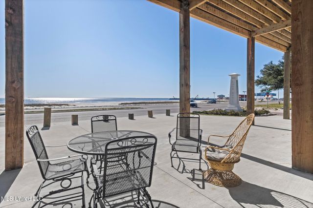 601 E Beach Boulevard, Long Beach, MS 39560