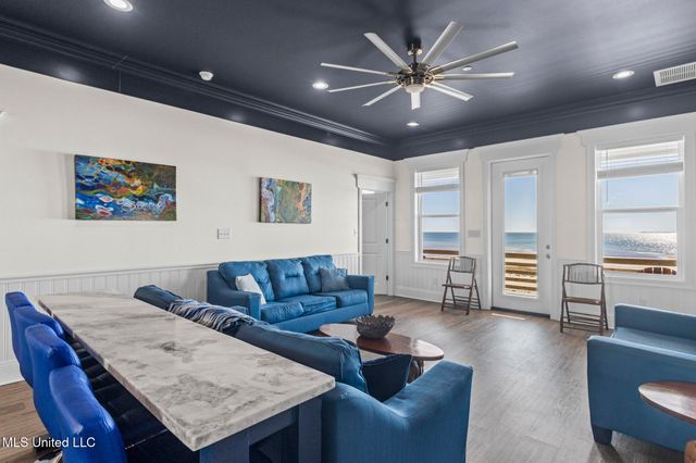 601 E Beach Boulevard, Long Beach, MS 39560