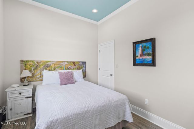 601 E Beach Boulevard, Long Beach, MS 39560