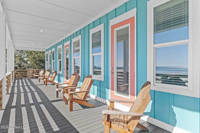601 E Beach Boulevard, Long Beach, MS 39560