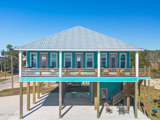 601 E Beach Boulevard, Long Beach, MS 39560