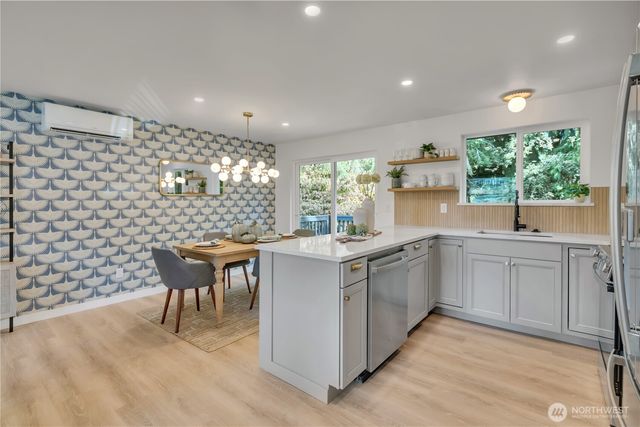 2310 Aberdeen Avenue NE, Renton, WA 98056