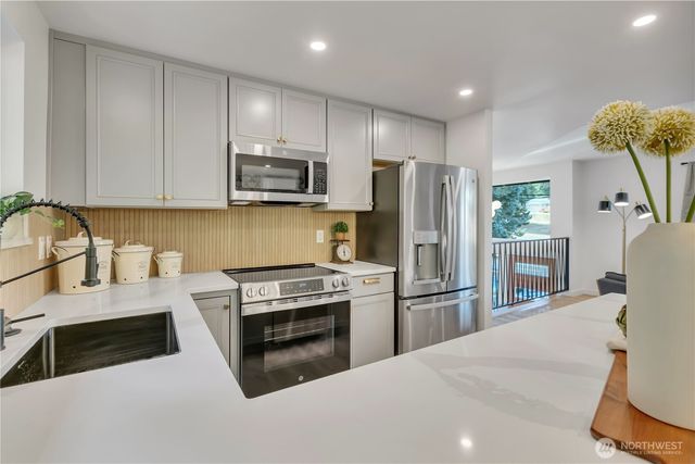 2310 Aberdeen Avenue NE, Renton, WA 98056