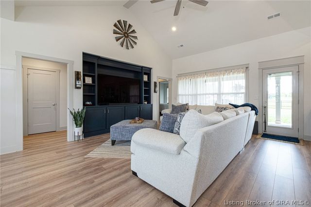 6403 Whispering Way, Charlestown, IN 47111