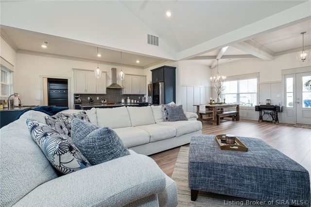 6403 Whispering Way, Charlestown, IN 47111