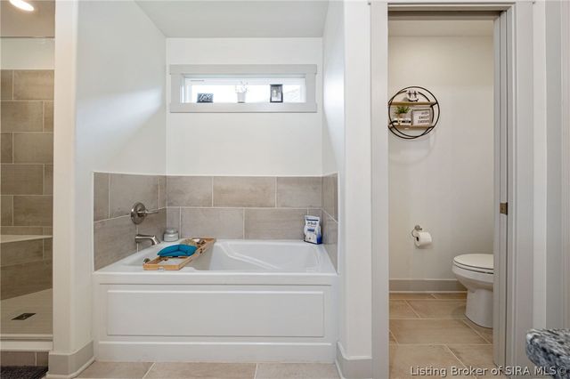 6403 Whispering Way, Charlestown, IN 47111