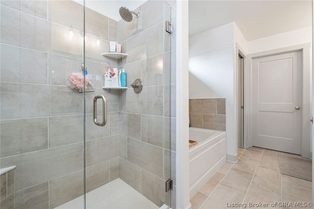 6403 Whispering Way, Charlestown, IN 47111