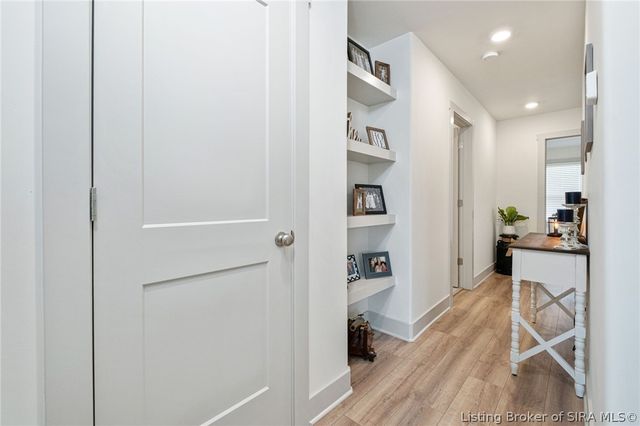 6403 Whispering Way, Charlestown, IN 47111