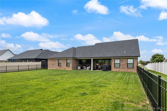 6403 Whispering Way, Charlestown, IN 47111