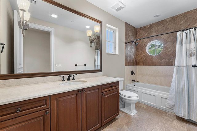 453 NE 19th Avenue, Deerfield Beach, FL 33441