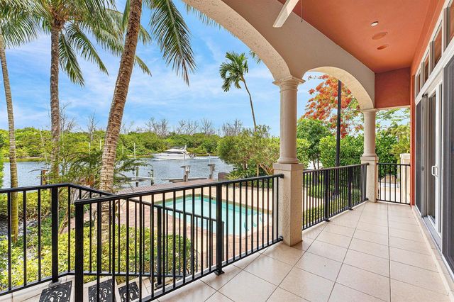 453 NE 19th Avenue, Deerfield Beach, FL 33441