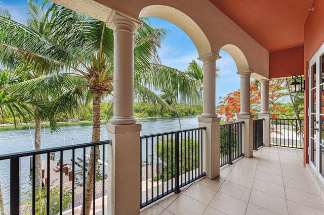 453 NE 19th Avenue, Deerfield Beach, FL 33441