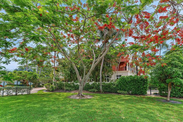 453 NE 19th Avenue, Deerfield Beach, FL 33441