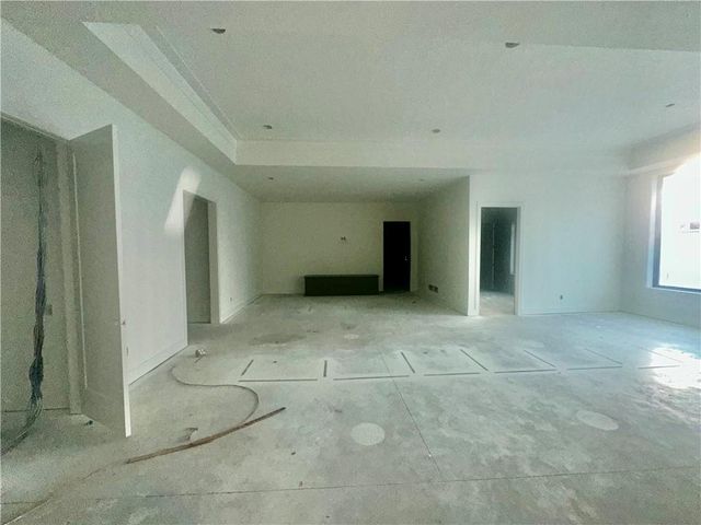 7260 NW Pampas Lane, Parkville, MO 64152