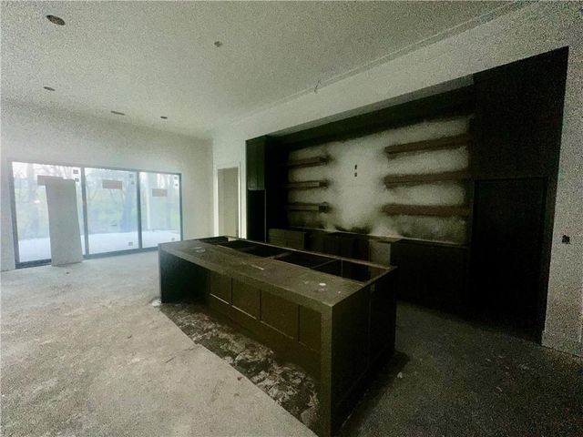 7260 NW Pampas Lane, Parkville, MO 64152