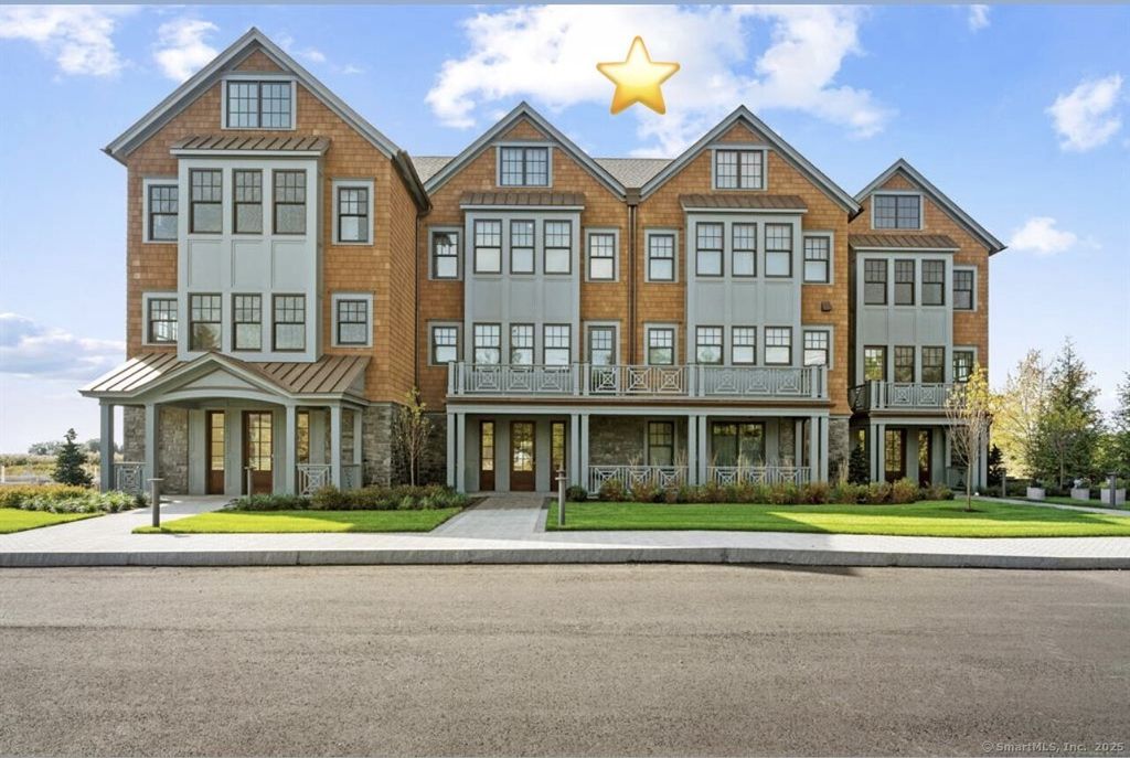 405 Whitfield Street 2, Guilford, CT 06437