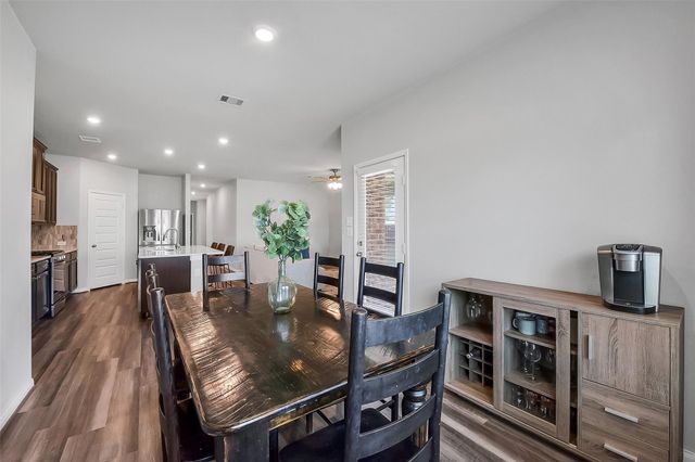 1824 Kingsford Prairie Court, Pearland, TX 77089