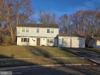 69 EDGELY LN, Willingboro, NJ 08046