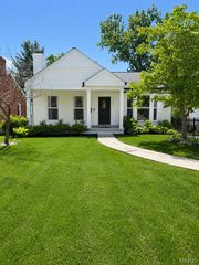 952 Chelsea Avenue, St Louis, MO 63122