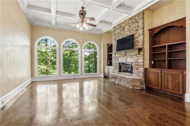 108 Waters Edge Drive, Woodstock, GA 30188
