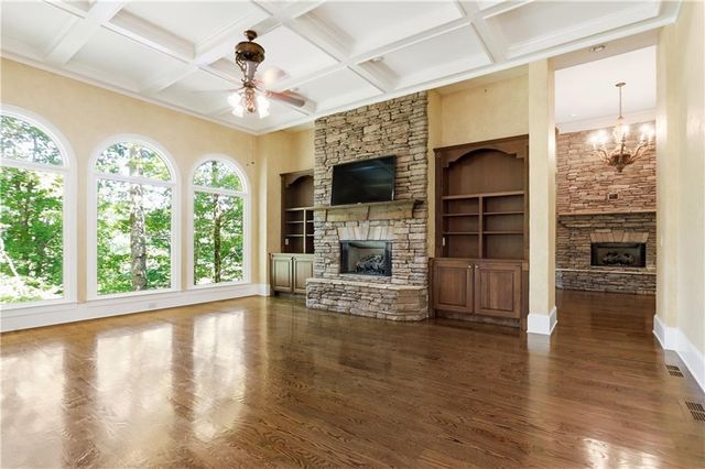 108 Waters Edge Drive, Woodstock, GA 30188