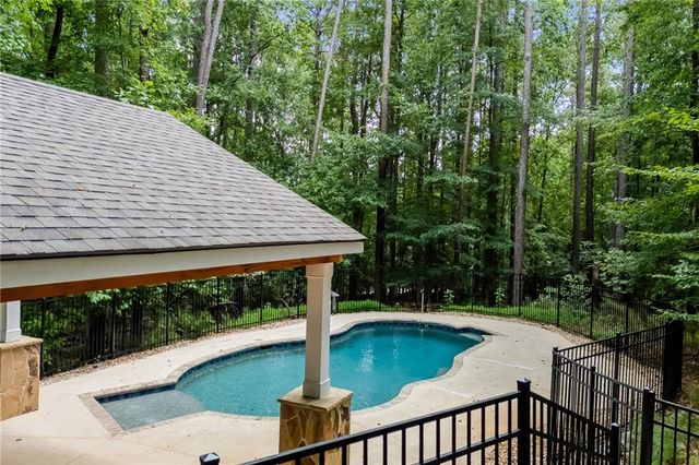 108 Waters Edge Drive, Woodstock, GA 30188
