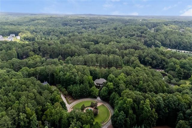 108 Waters Edge Drive, Woodstock, GA 30188