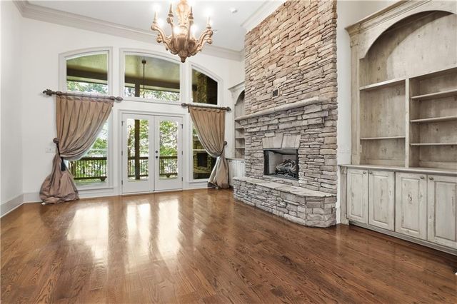 108 Waters Edge Drive, Woodstock, GA 30188