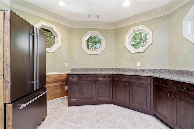 108 Waters Edge Drive, Woodstock, GA 30188