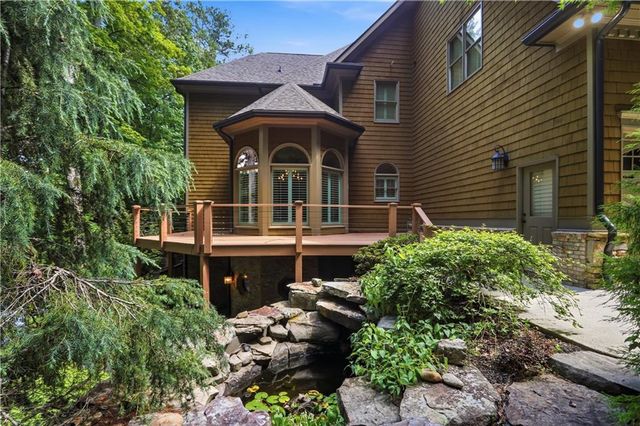 108 Waters Edge Drive, Woodstock, GA 30188