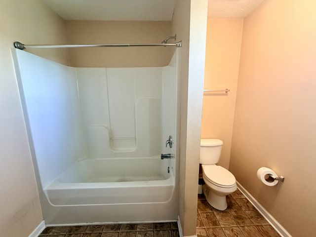 5021 Luker Ln, Antioch, TN 37013