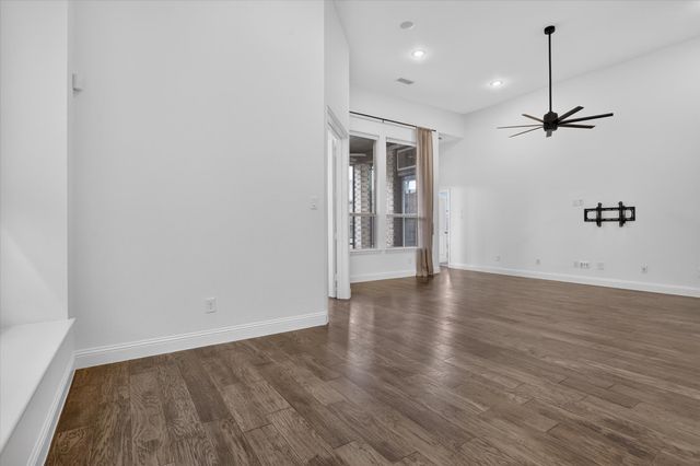 10105 Bitterroot Drive, Little Elm, TX 75068