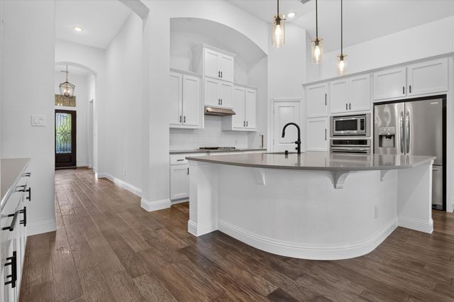 10105 Bitterroot Drive, Little Elm, TX 75068