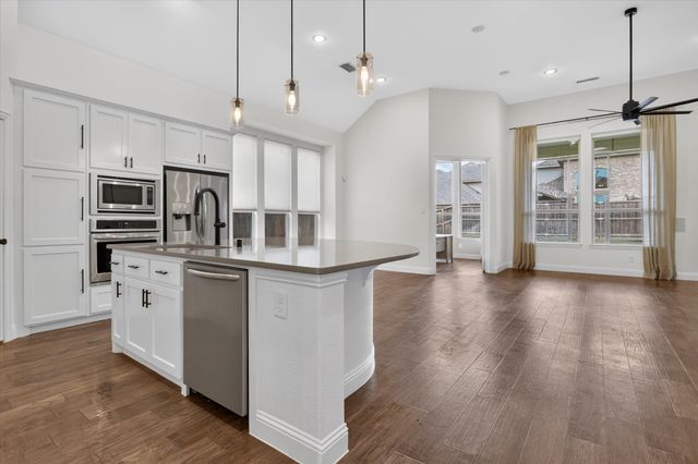 10105 Bitterroot Drive, Little Elm, TX 75068