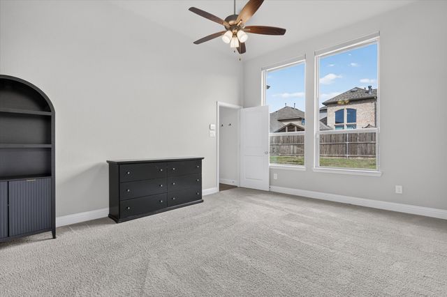 10105 Bitterroot Drive, Little Elm, TX 75068