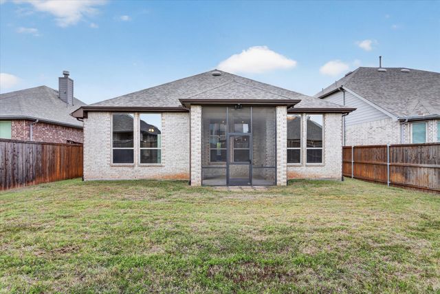 10105 Bitterroot Drive, Little Elm, TX 75068